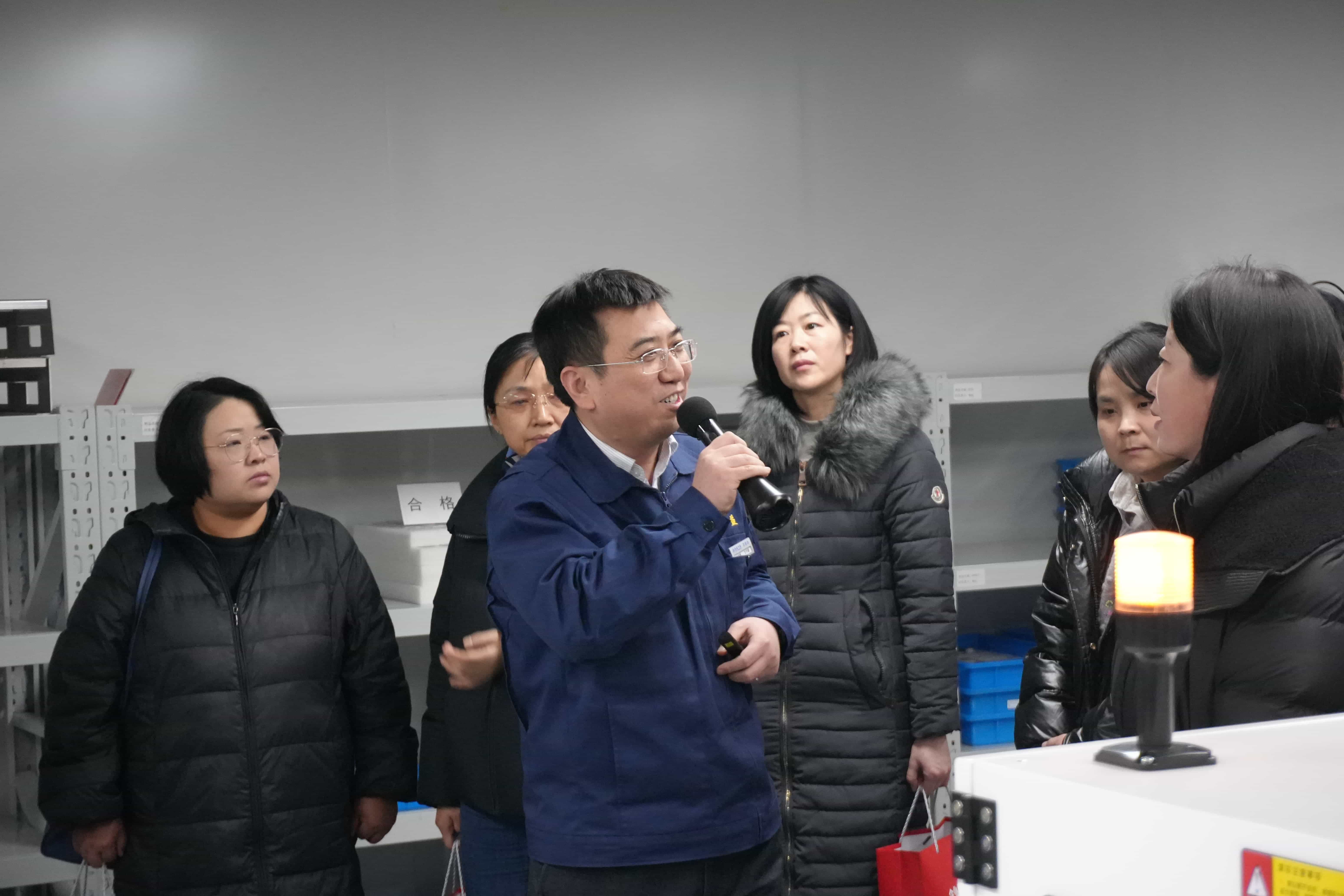 1769734777189124.jpg 2026.1.29-數(shù)字化管理交流分享會-參觀車間1-487KB.JPG